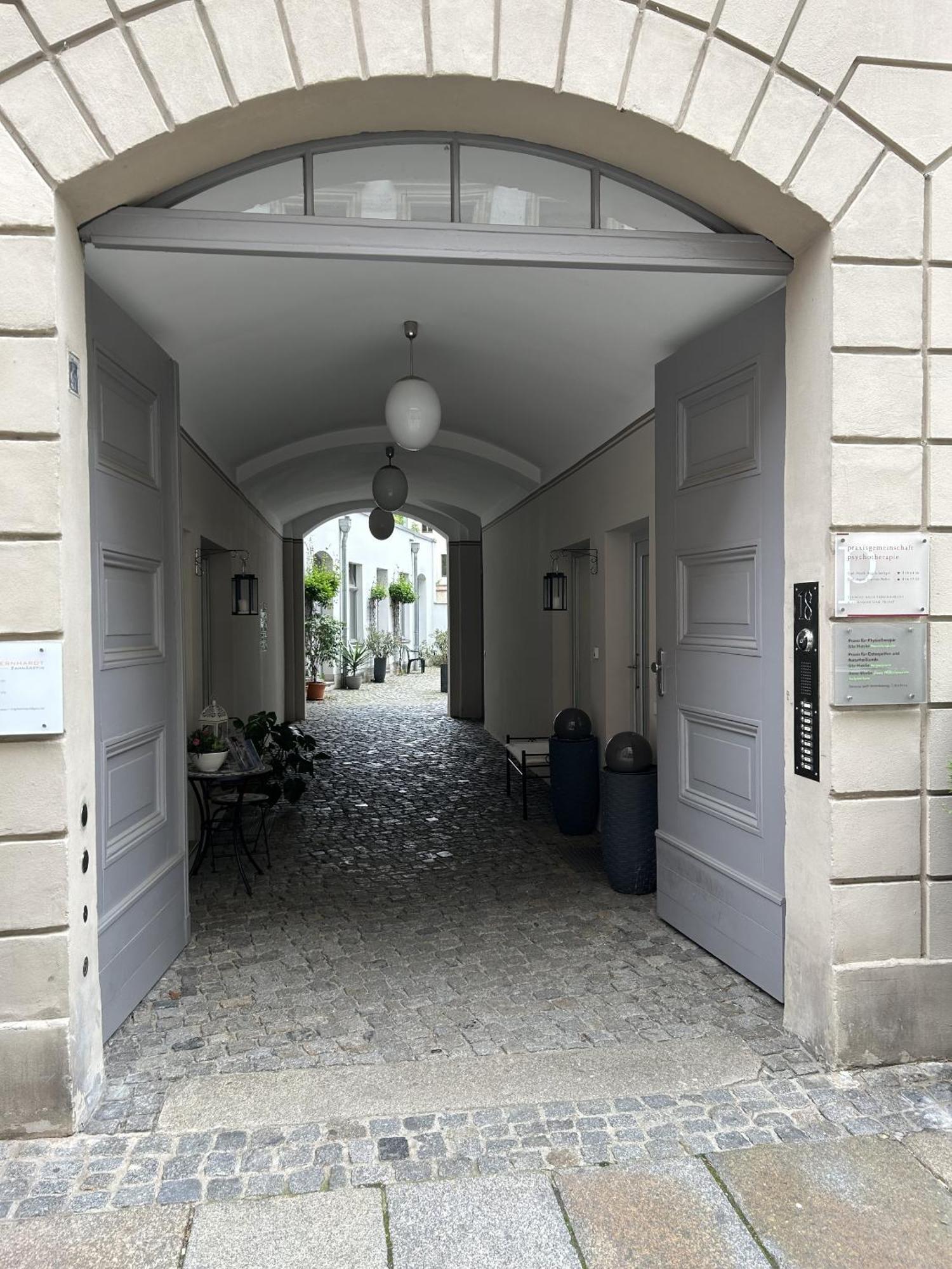 Ferienhaus Im Barockviertel Dresden Bagian luar foto
